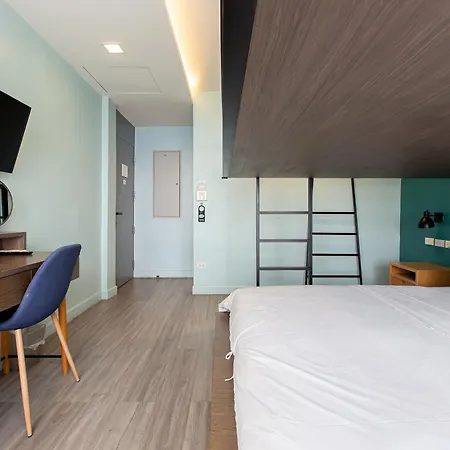 Simply Sleep Hostel Bangkok Exterior photo